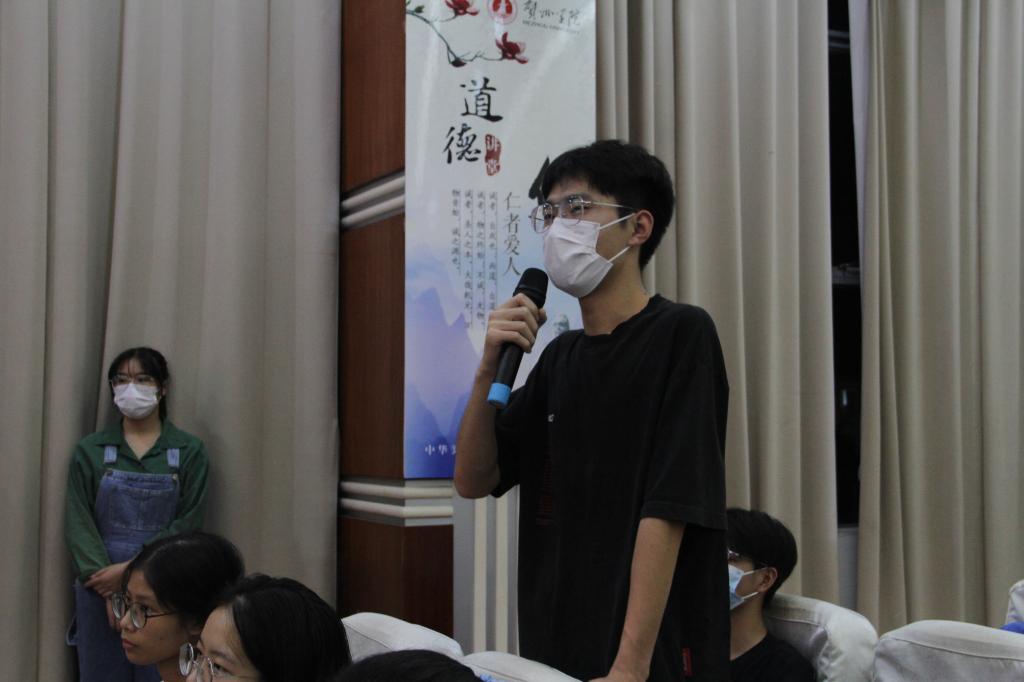 图为互动环节学生答题